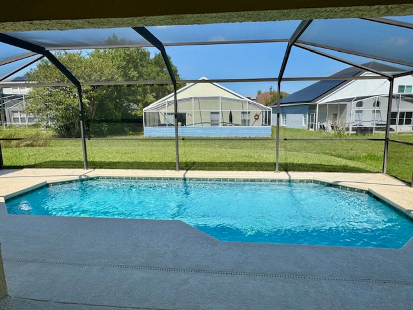 PRIVATE POOL – photo 3