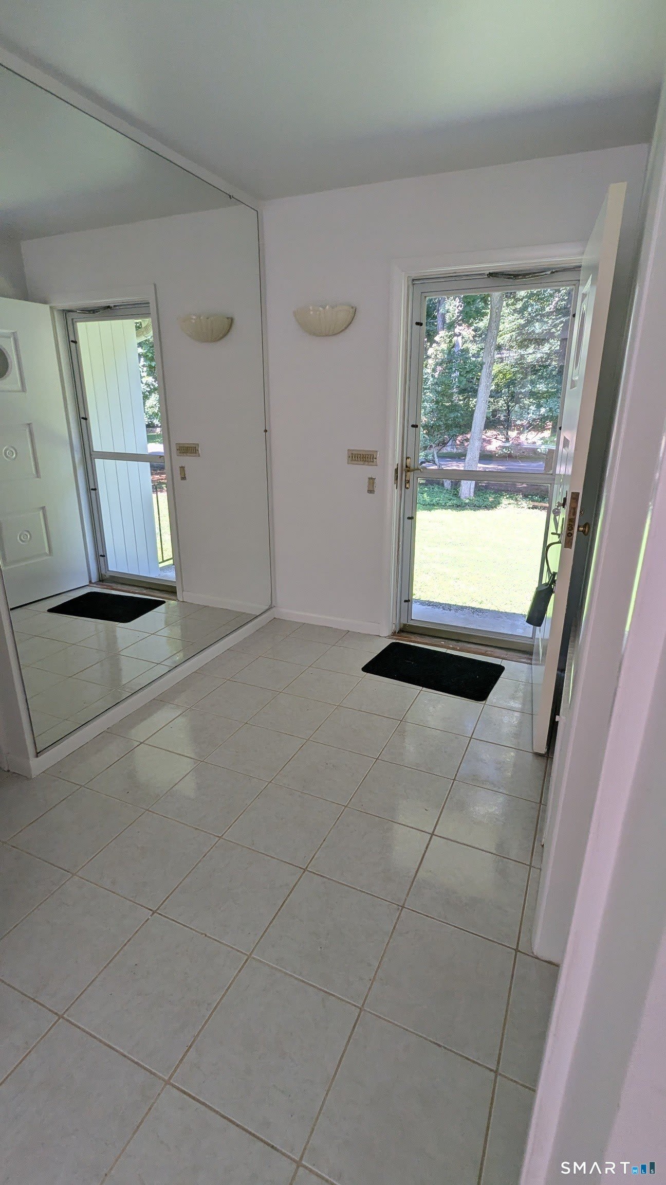 1139 Brookside Drive – photo 4