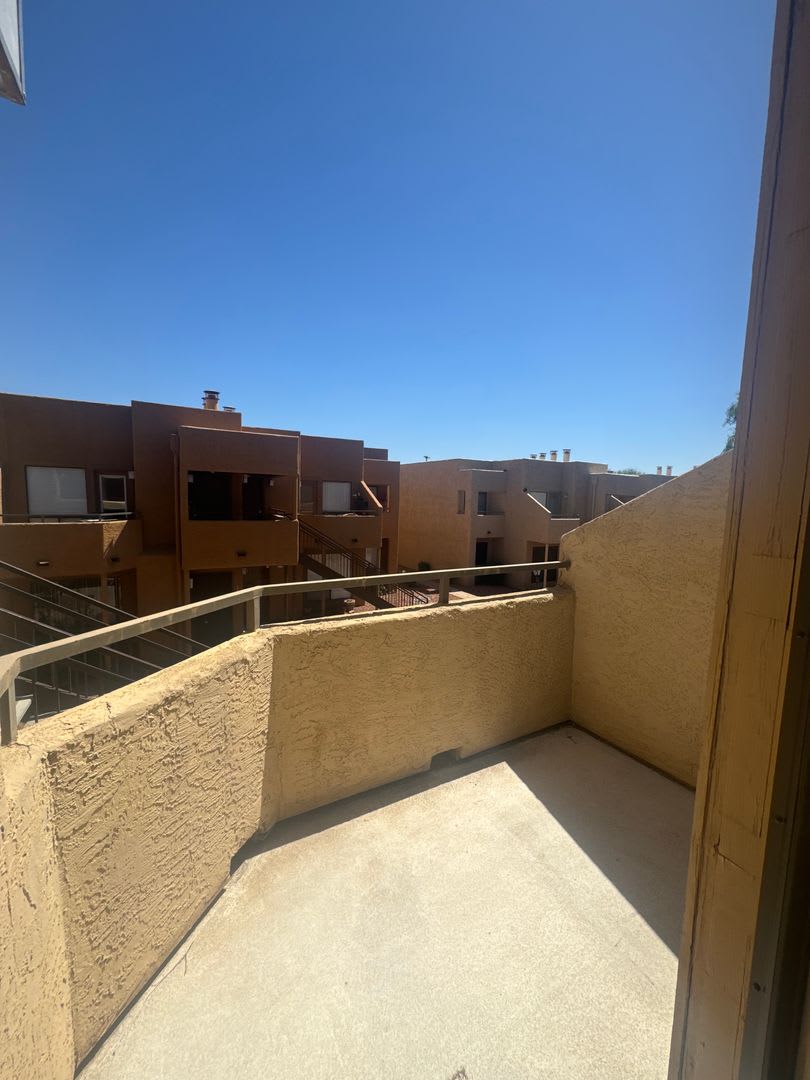 2 Bedroom Unit In Cactus Flats In Glendale – photo 5
