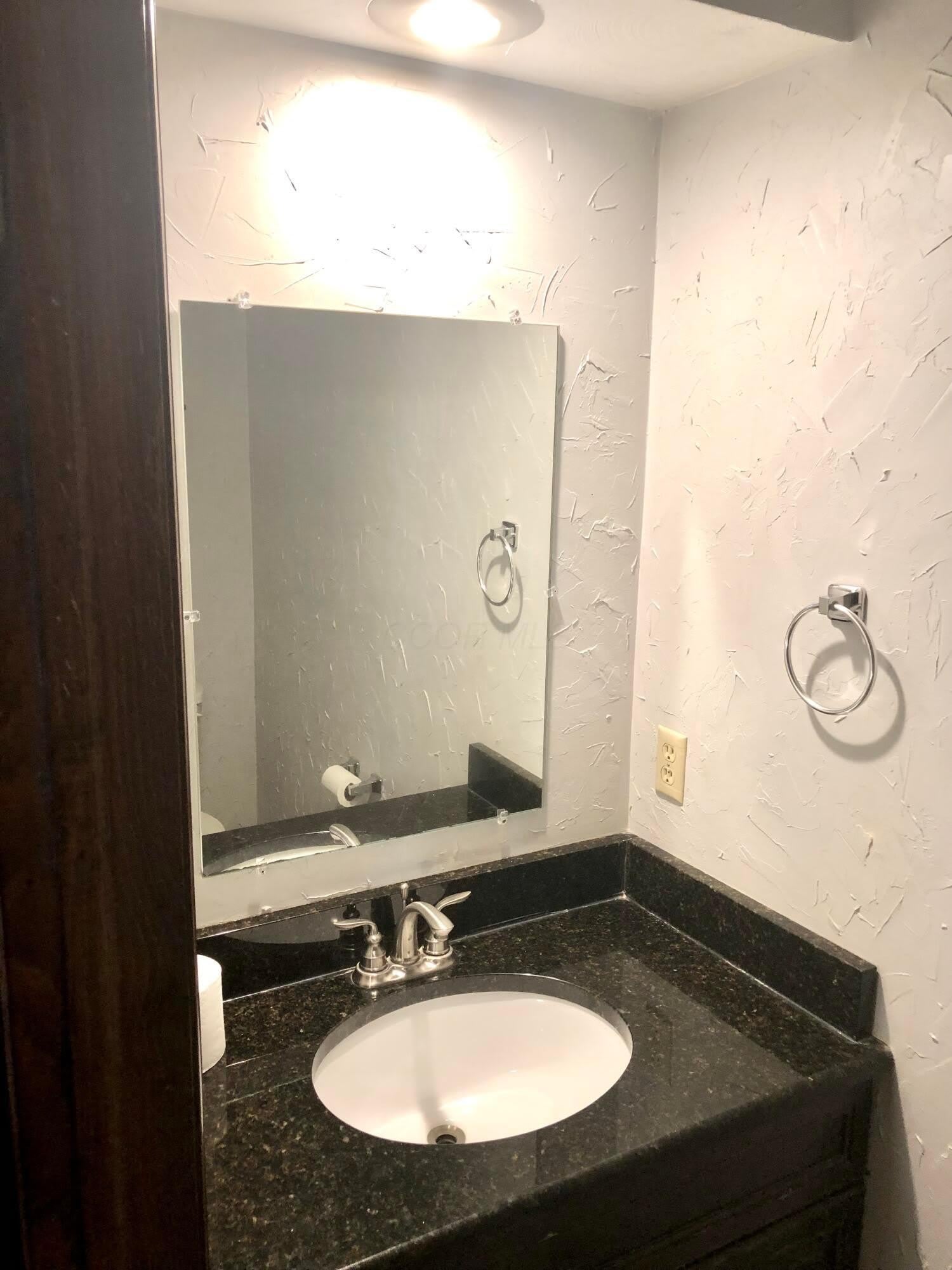 938 Bluffway Drive – photo 5