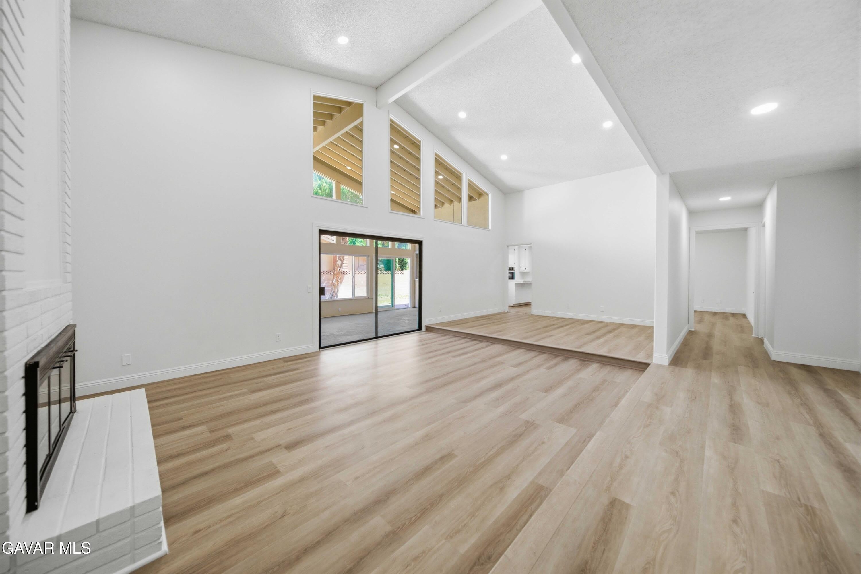 2653 W End Court – photo 1
