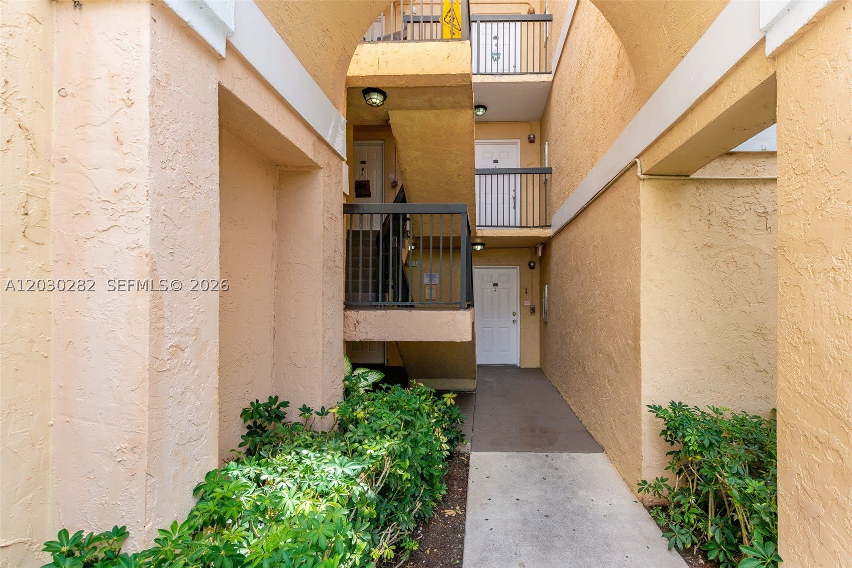 5721 Riverside Dr – photo 4