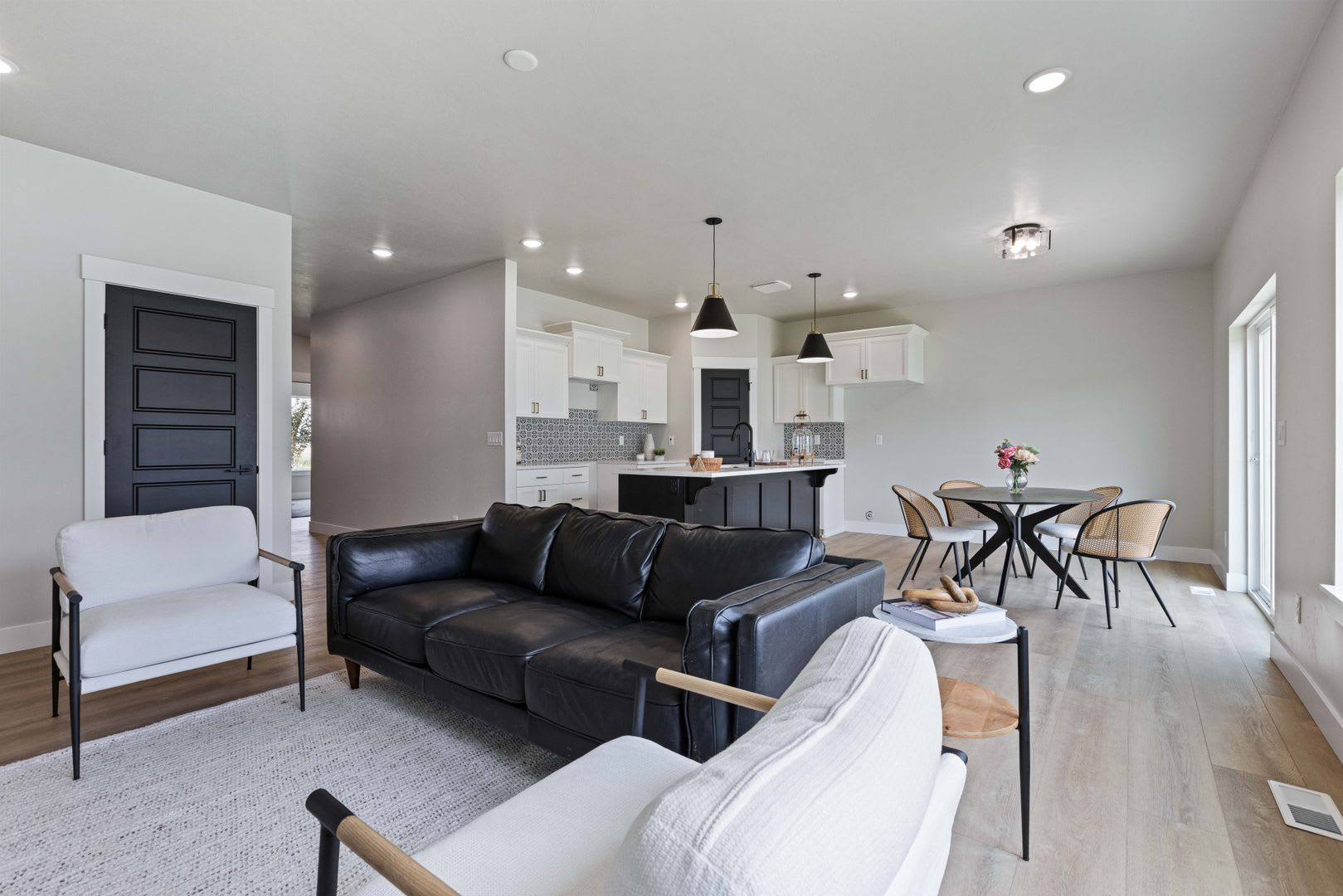 MODERN 3 Bed 2 Bath Twin Home in Sugar City! – photo 5