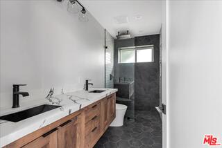 12420 Idaho Avenue – photo 5