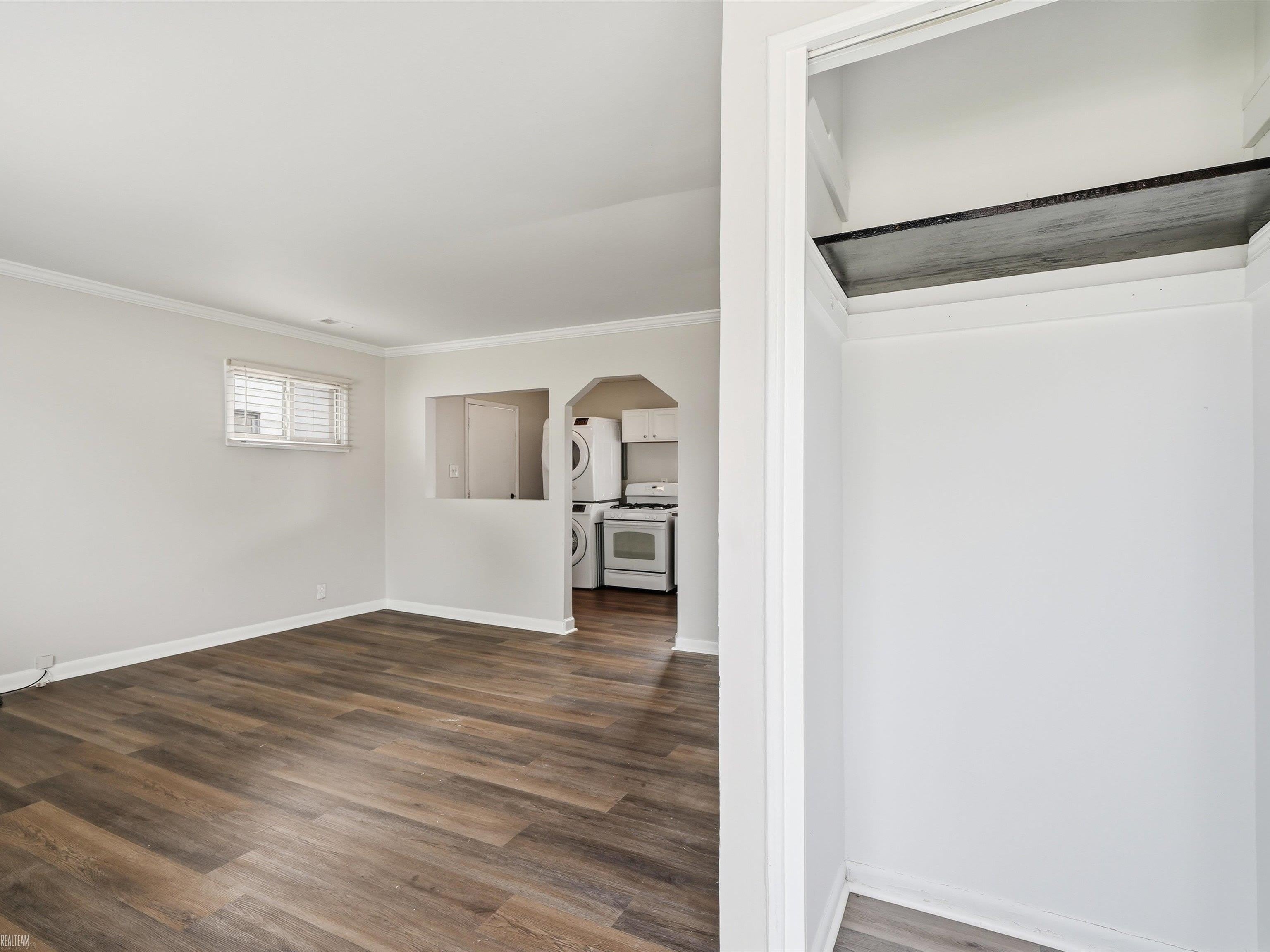 28311 Waverly Street – photo 2