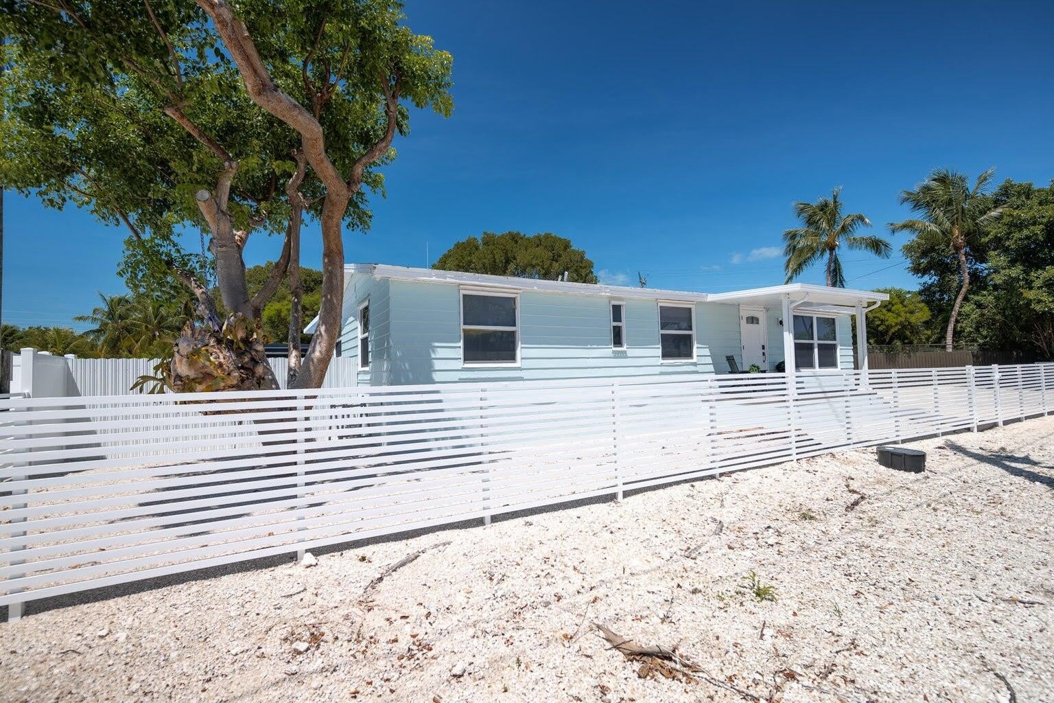 212 buttonwood Lane – photo 3