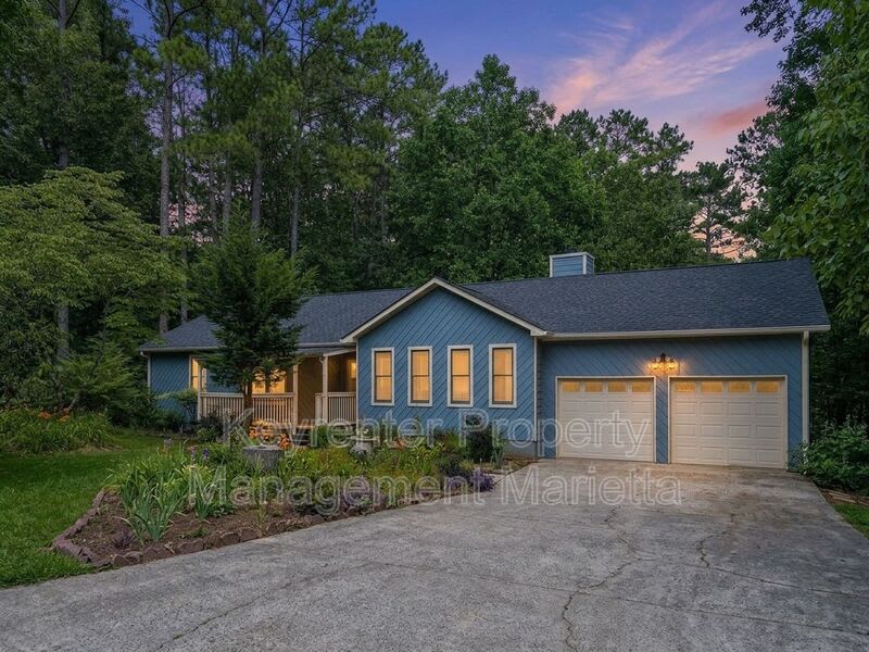 5088 Ravenwood Dr – photo 1