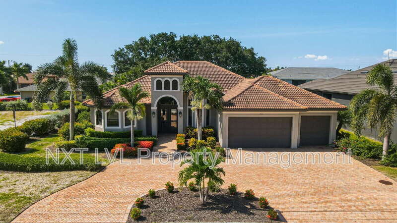 1406 Cape Coral Pkwy W – photo 1
