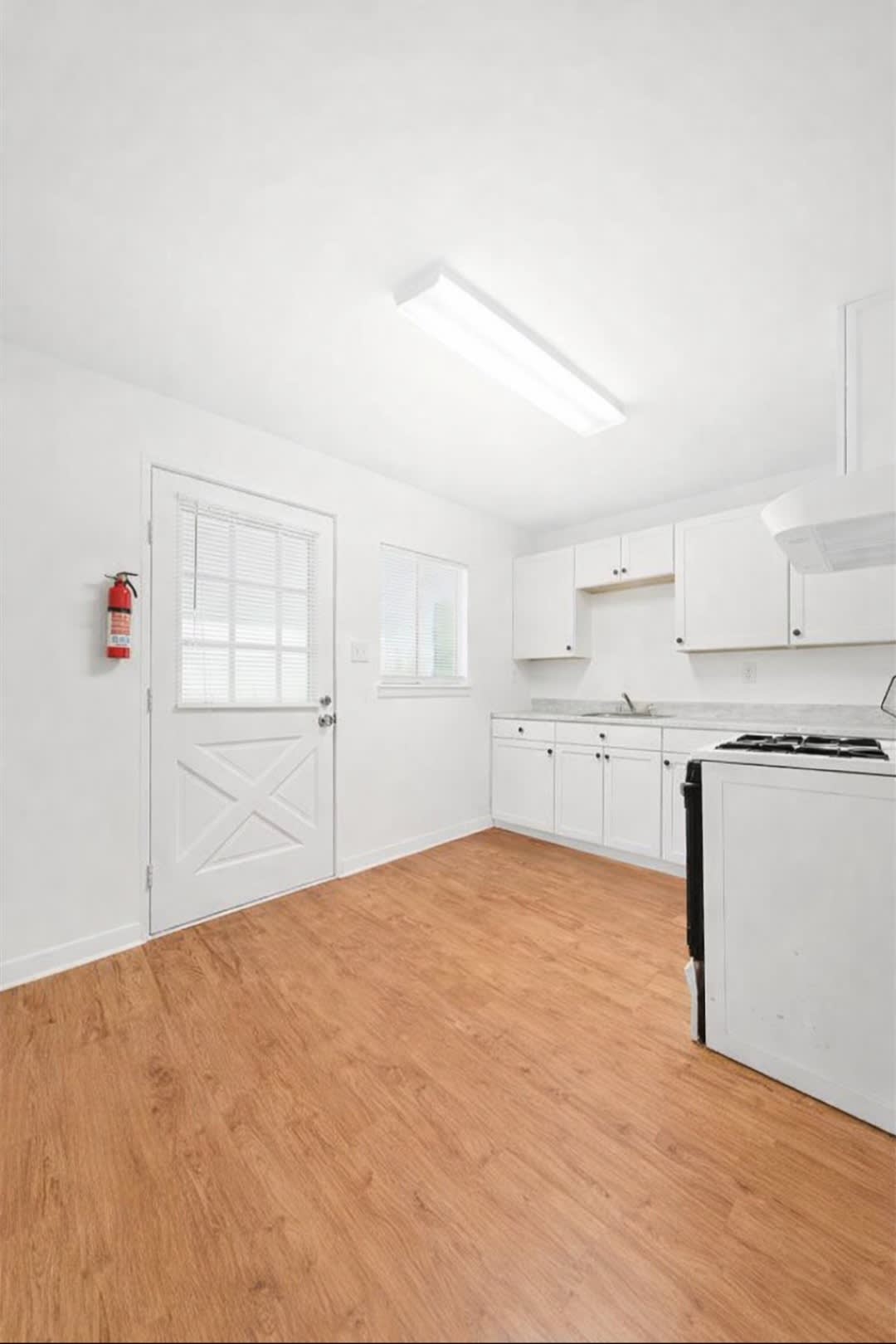 705 Russellwood Avenue – photo 2