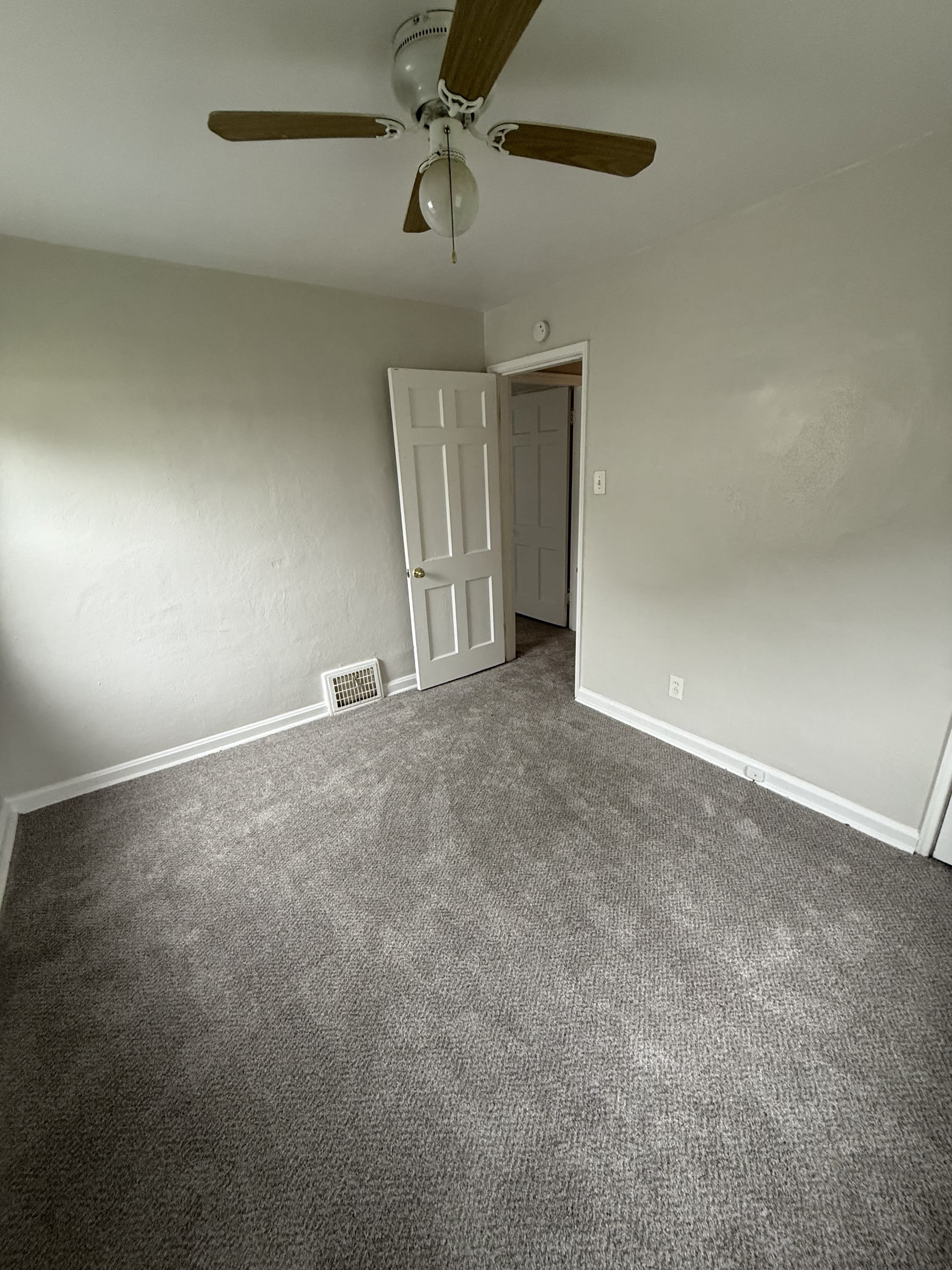 7426 Calvin Avenue – photo 4
