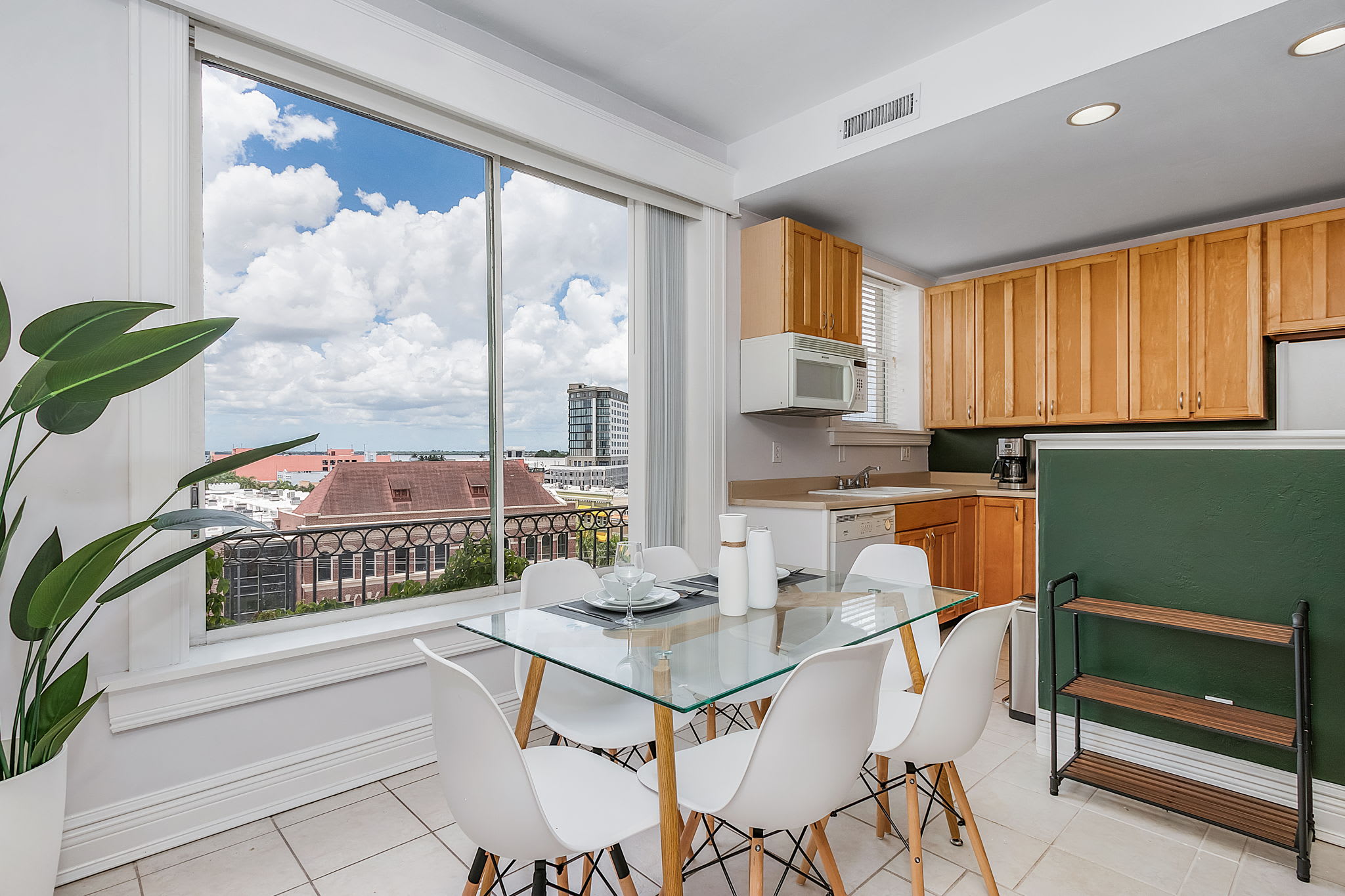 2310 1St St Apt 203 – photo 4