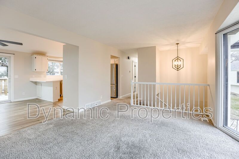 7926 Primrose Court – photo 3