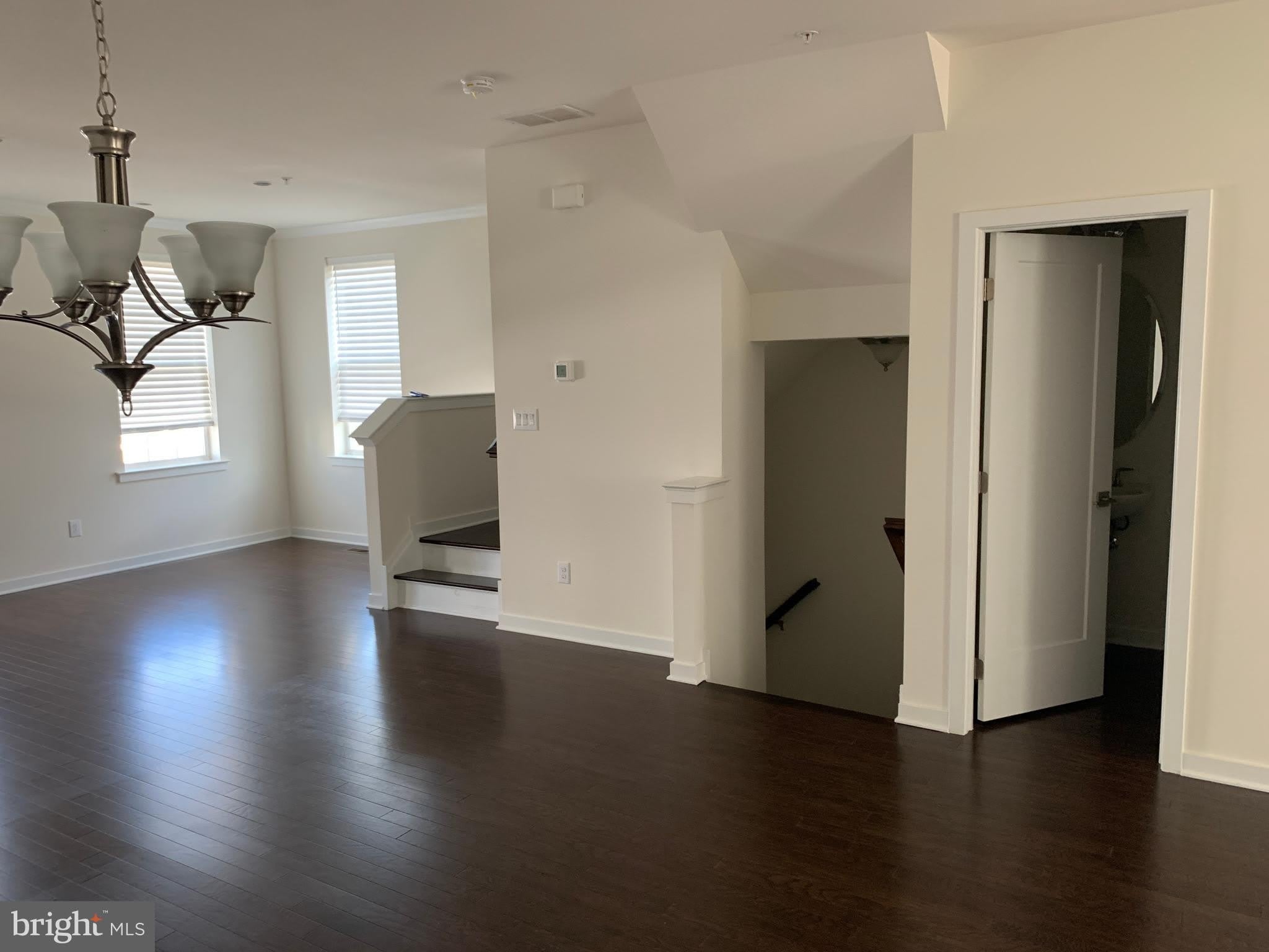 16 Manchester Drive – photo 5
