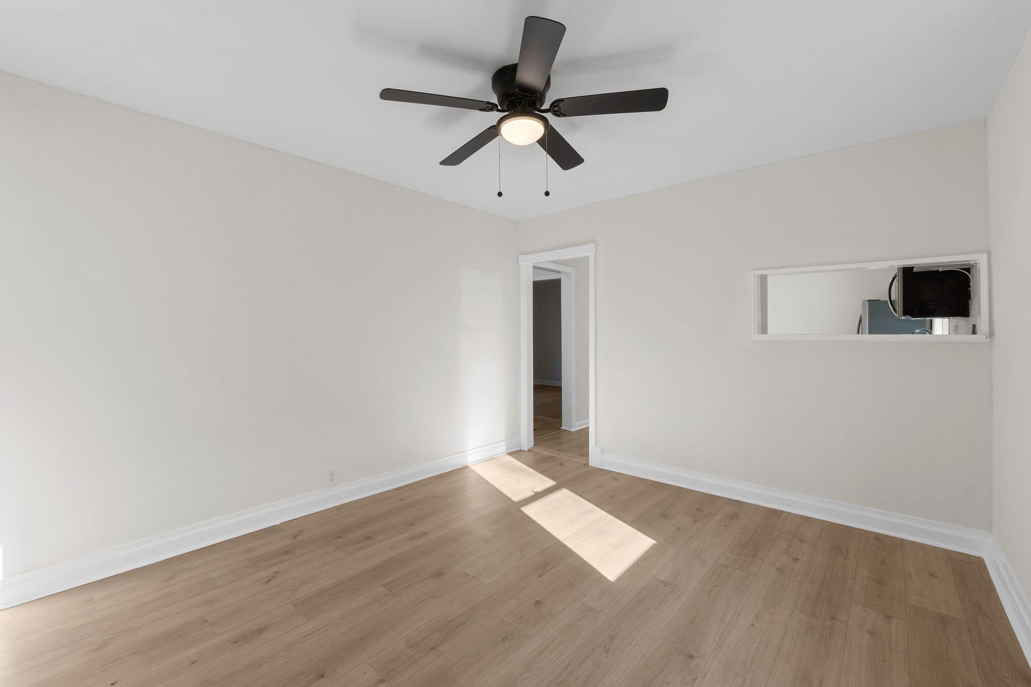 2833 Hazel Street – photo 5