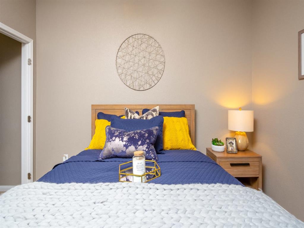 Park Crossing Apartments – photo 2