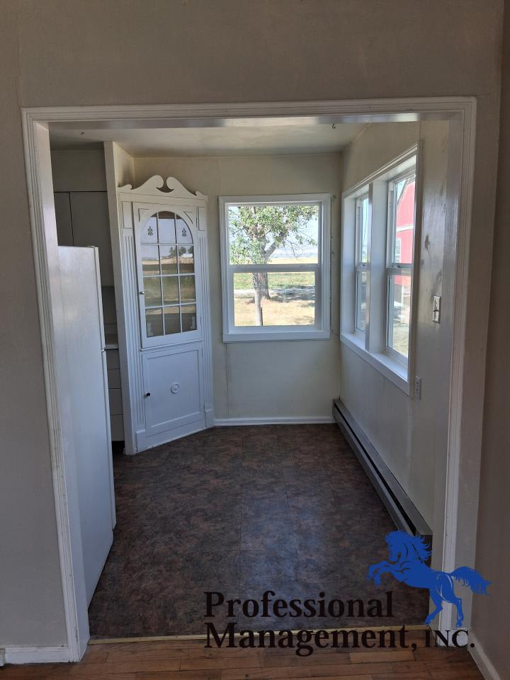 2489 2nd St. – photo 3