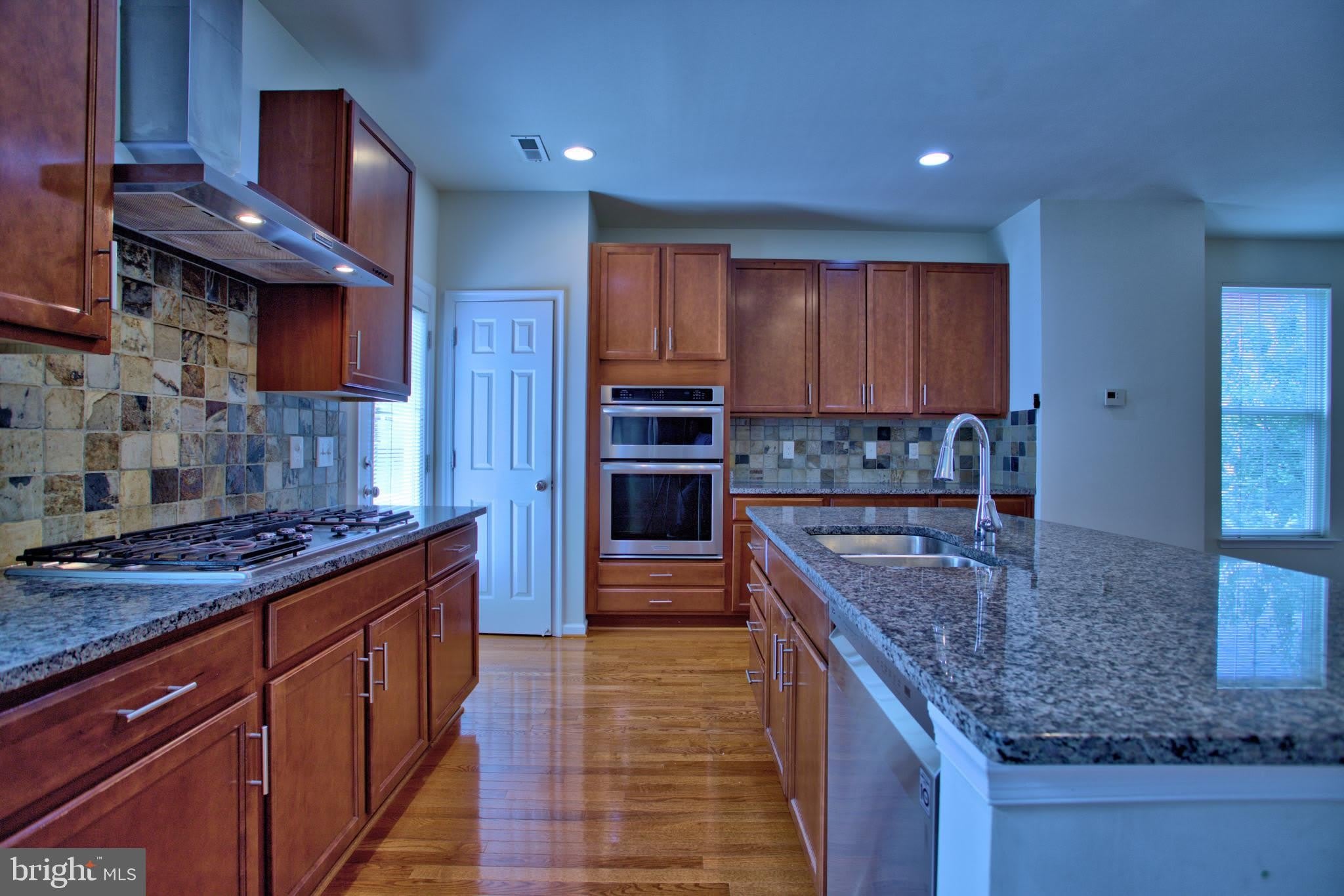 9612 STOCKWELL Lane – photo 5