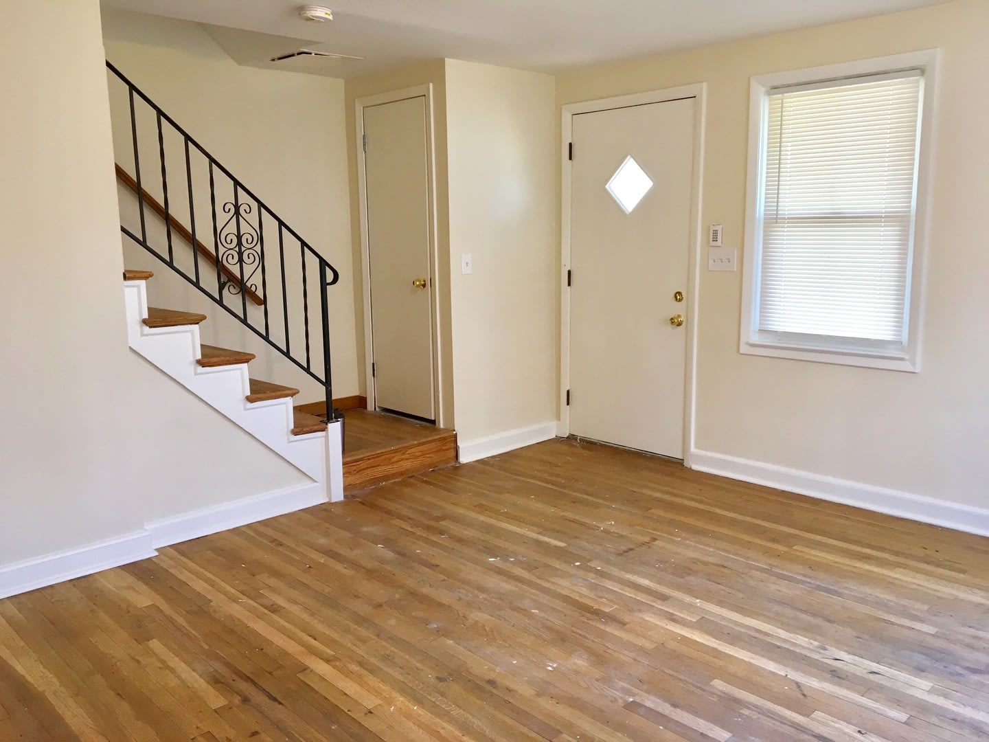 Charming 3Bd 1 5Ba Townhome In Eastwood Baltimore – photo 5