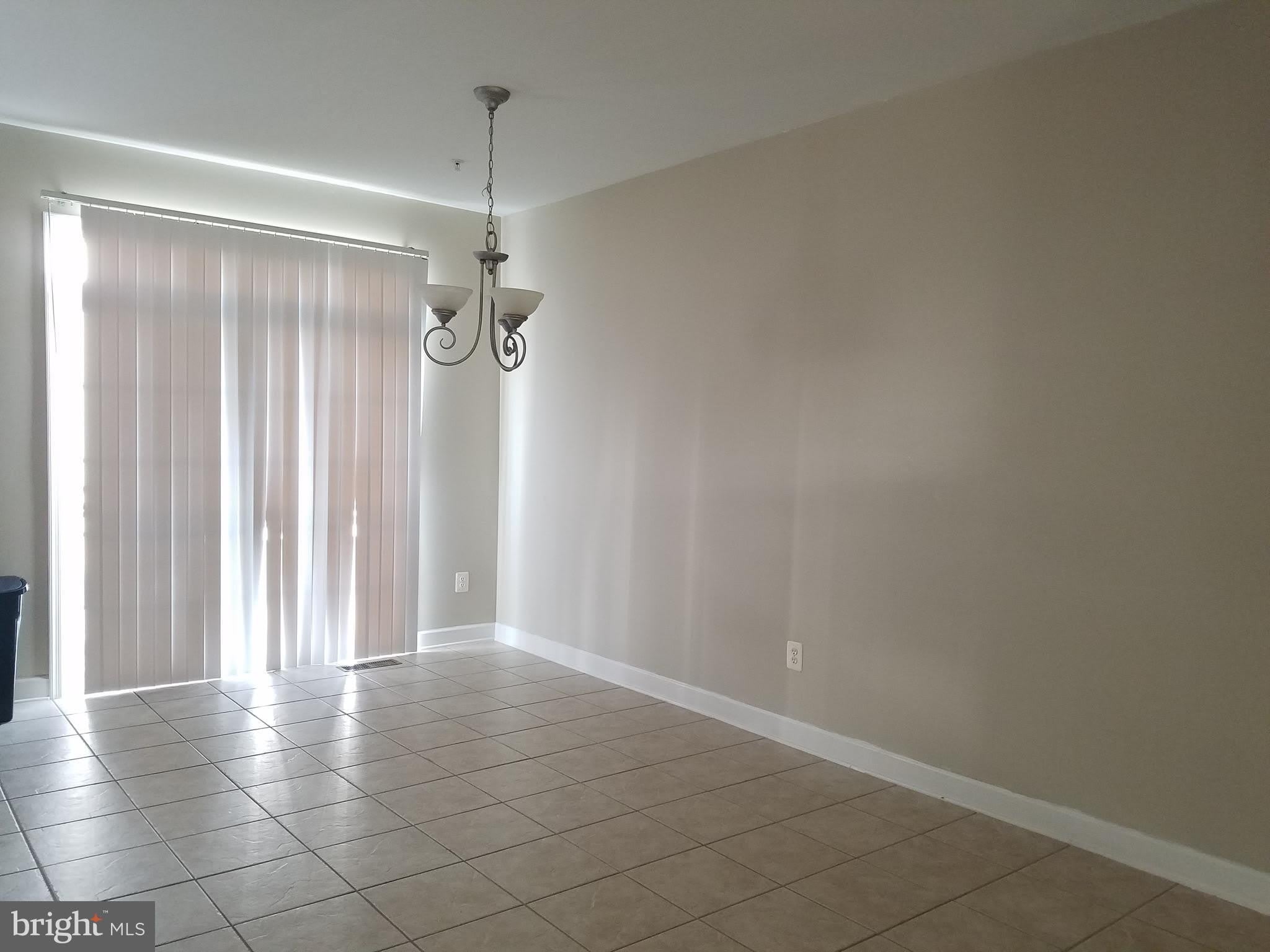715 HIDDEN MARSH Street – photo 5