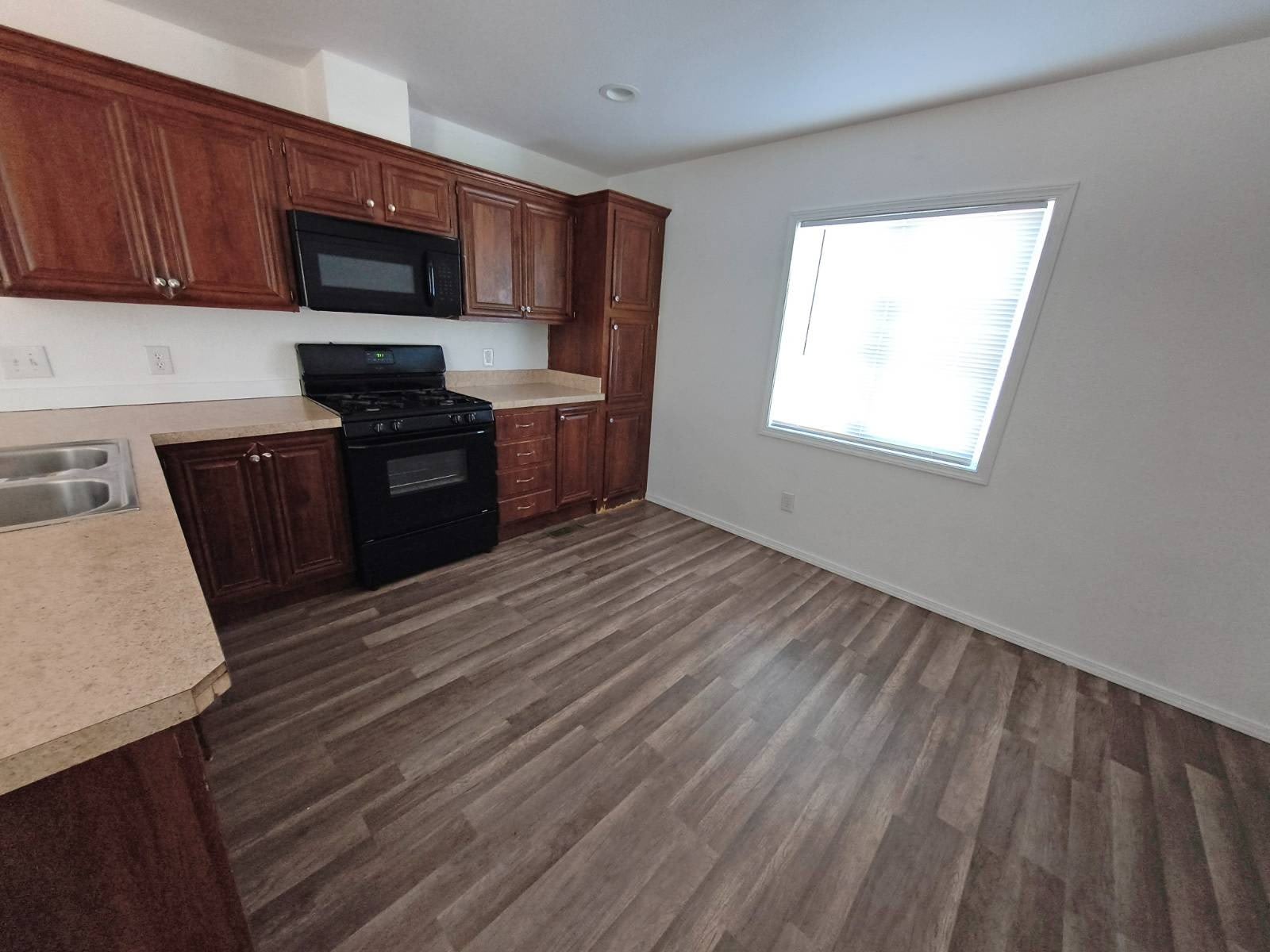 356 Petrol Rd – photo 4
