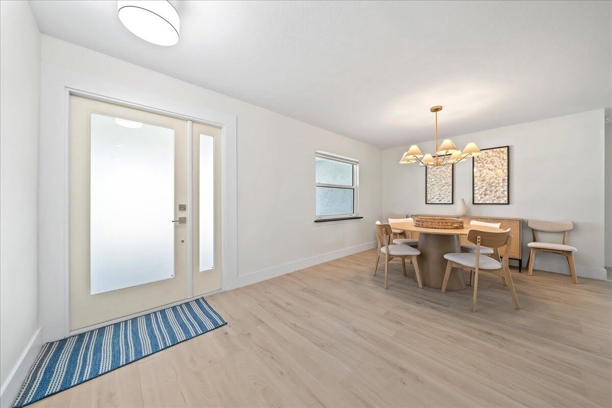 115 ELM Avenue – photo 3