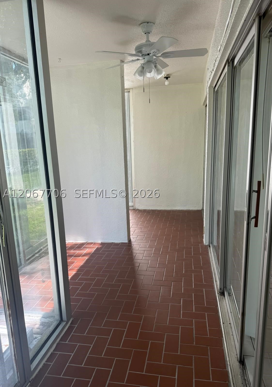 1916 SW 17th Ave – photo 2