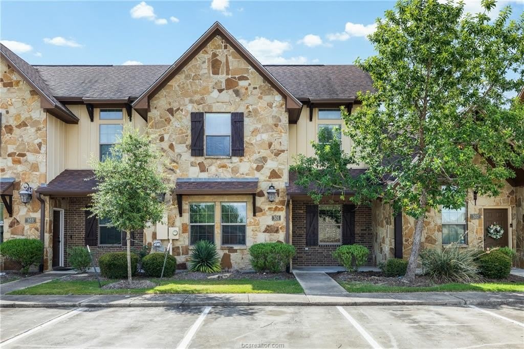 305 Capps Drive – photo 1