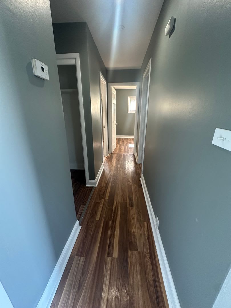 4 Bedrooms 1 Full Bathroom The House Is Very Spacious Living Room Dining Room And Full Kitchen Includes The Appliances Fridge And Stove The House Is Section 8 Ready If You Have Any Questions Or Concern – photo 4
