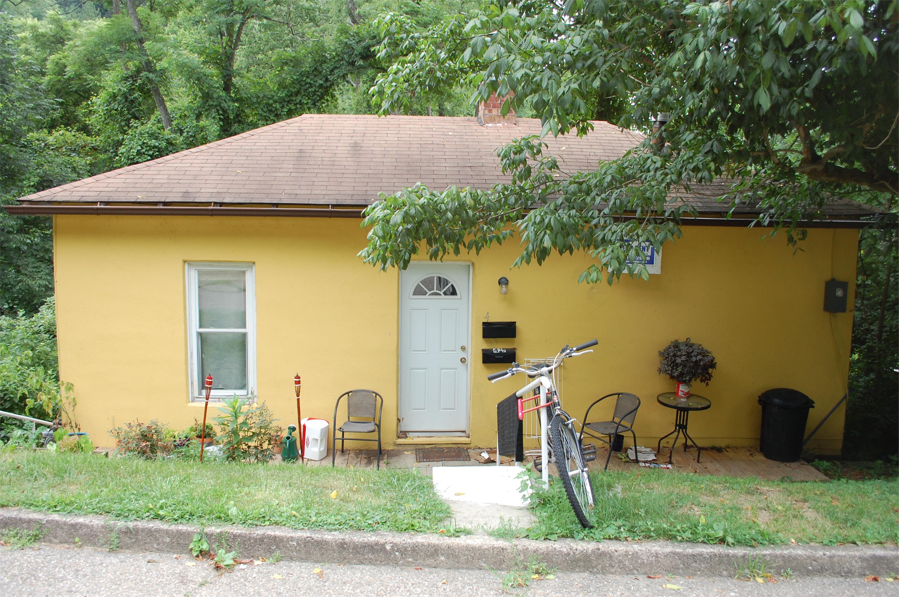 4 Spring St – photo 1