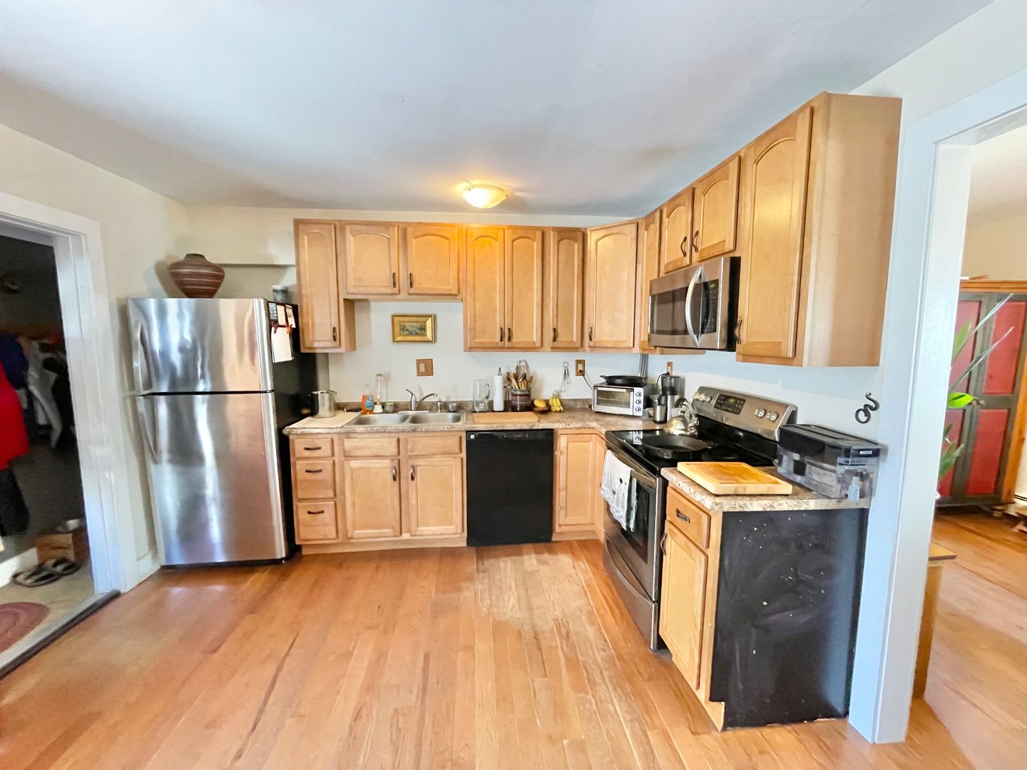 3 Bedroom Home In Waterbury Vt Available 10 1 – photo 4