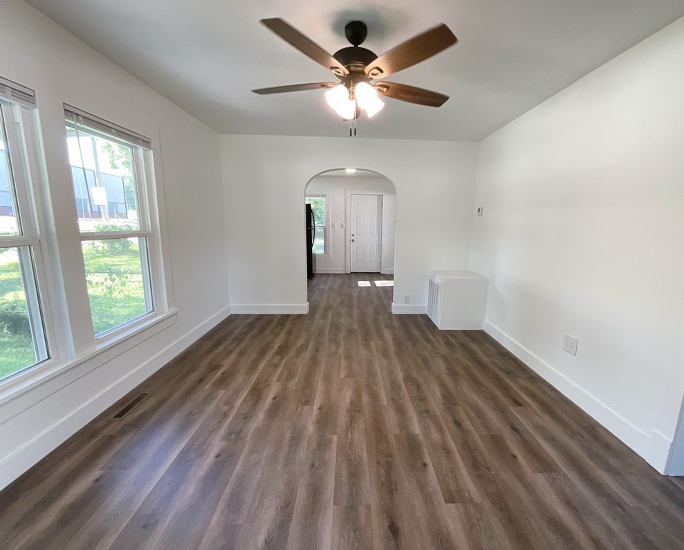 LEASING – photo 2