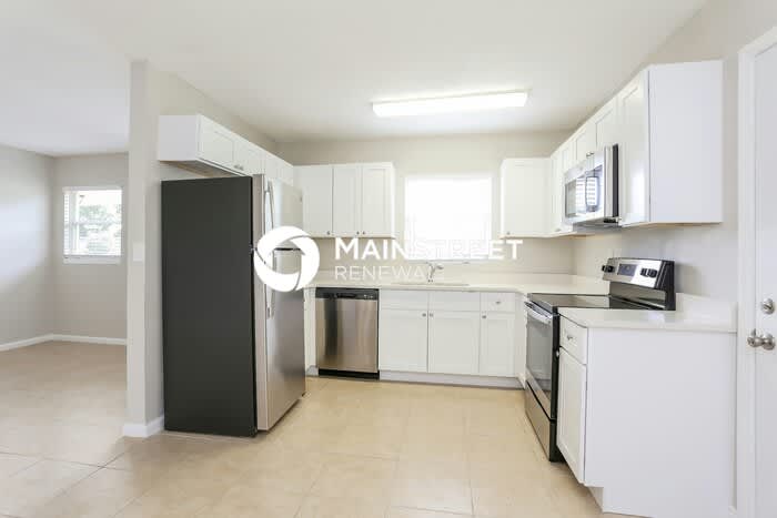 7037 Pellias Road – photo 5