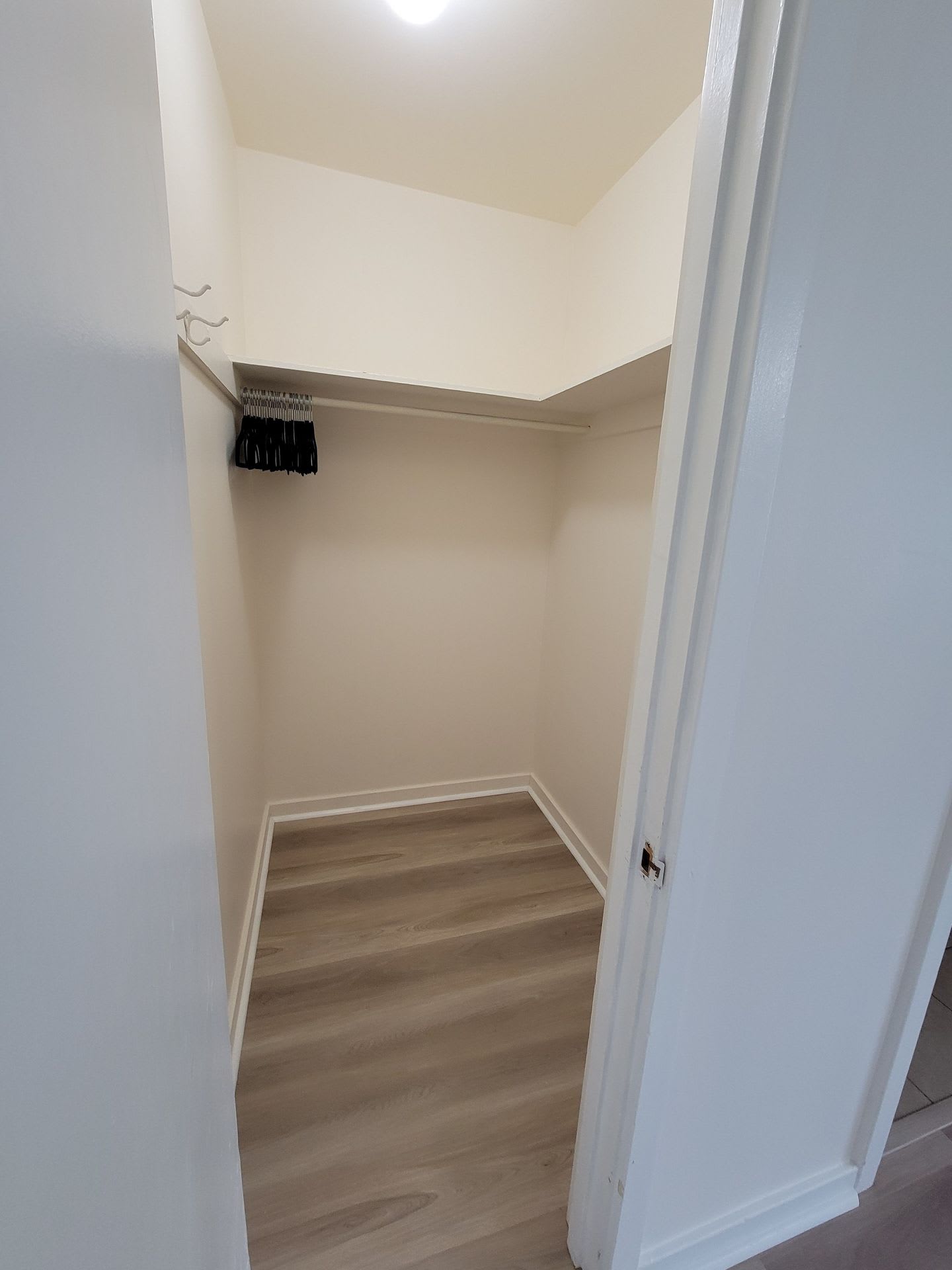 Aspen Studio Apartments – photo 5