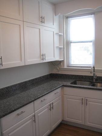 6718 N Onarga Ave – photo 3
