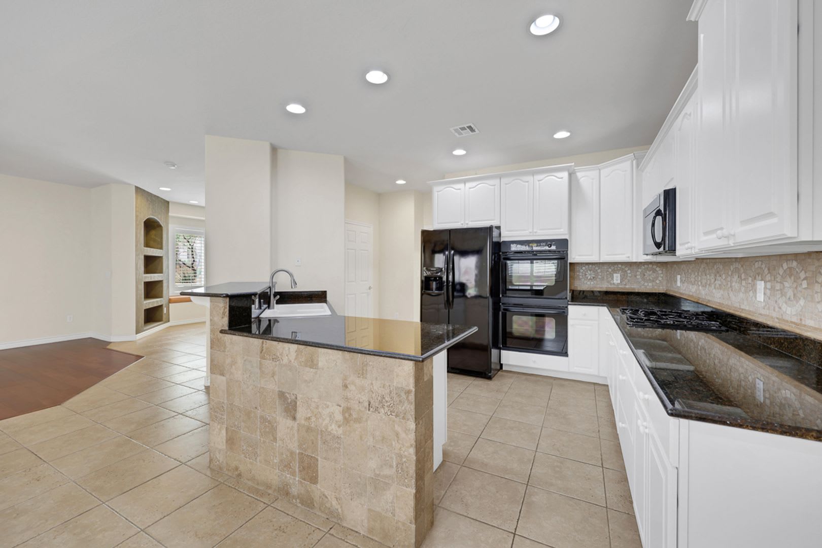 Large Townhouse In Henderson – photo 5