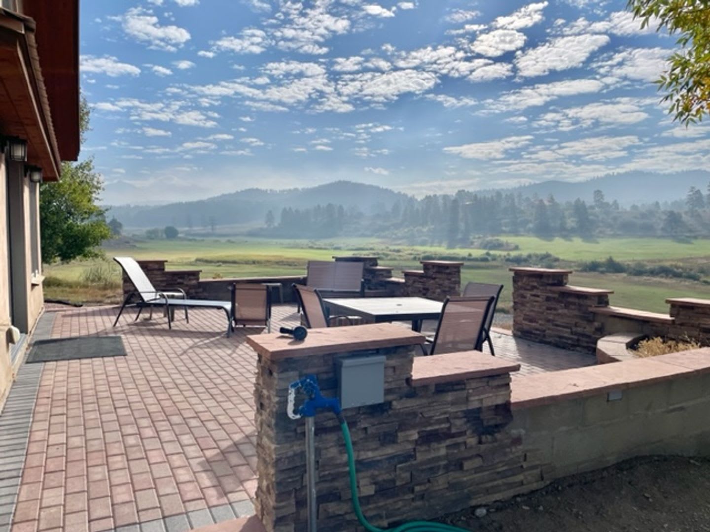 Beautiful Furnished 3-Bedroom Ranch Home for Rent – Privacy, Views & Convenient Location – photo 3