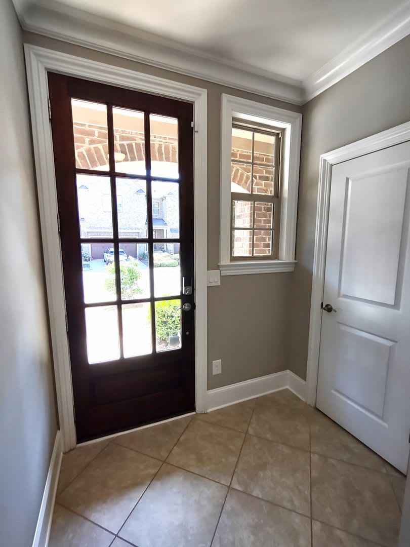 Luxury Townhome Available in the Fairway Row Community! – photo 2