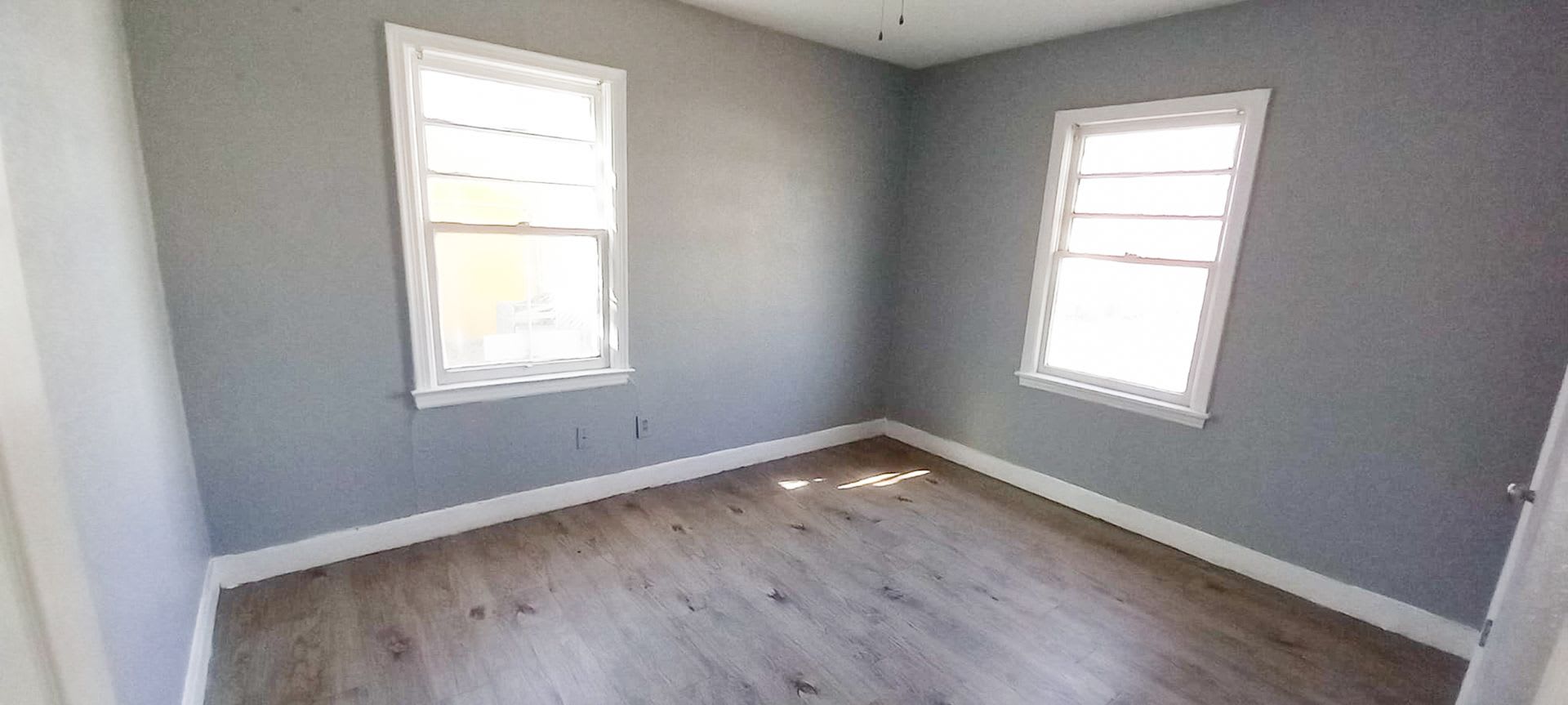 Handyman Special 0 First Month S Rent You Fix You Save Big Ext 2 – photo 4