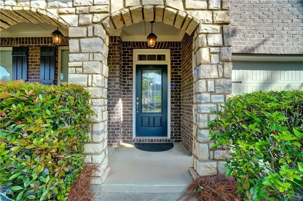 633 Leland Parkway – photo 2