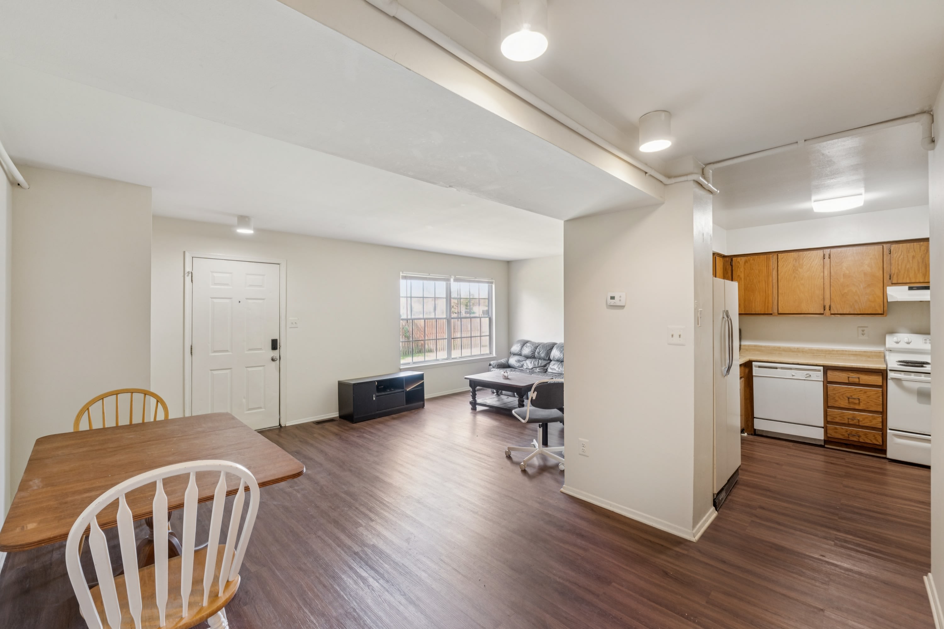 4833 Berwyn House Road – photo 4