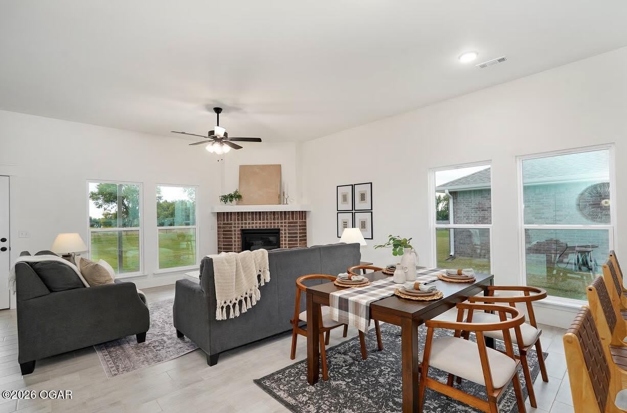 812 Delaney Drive – photo 5