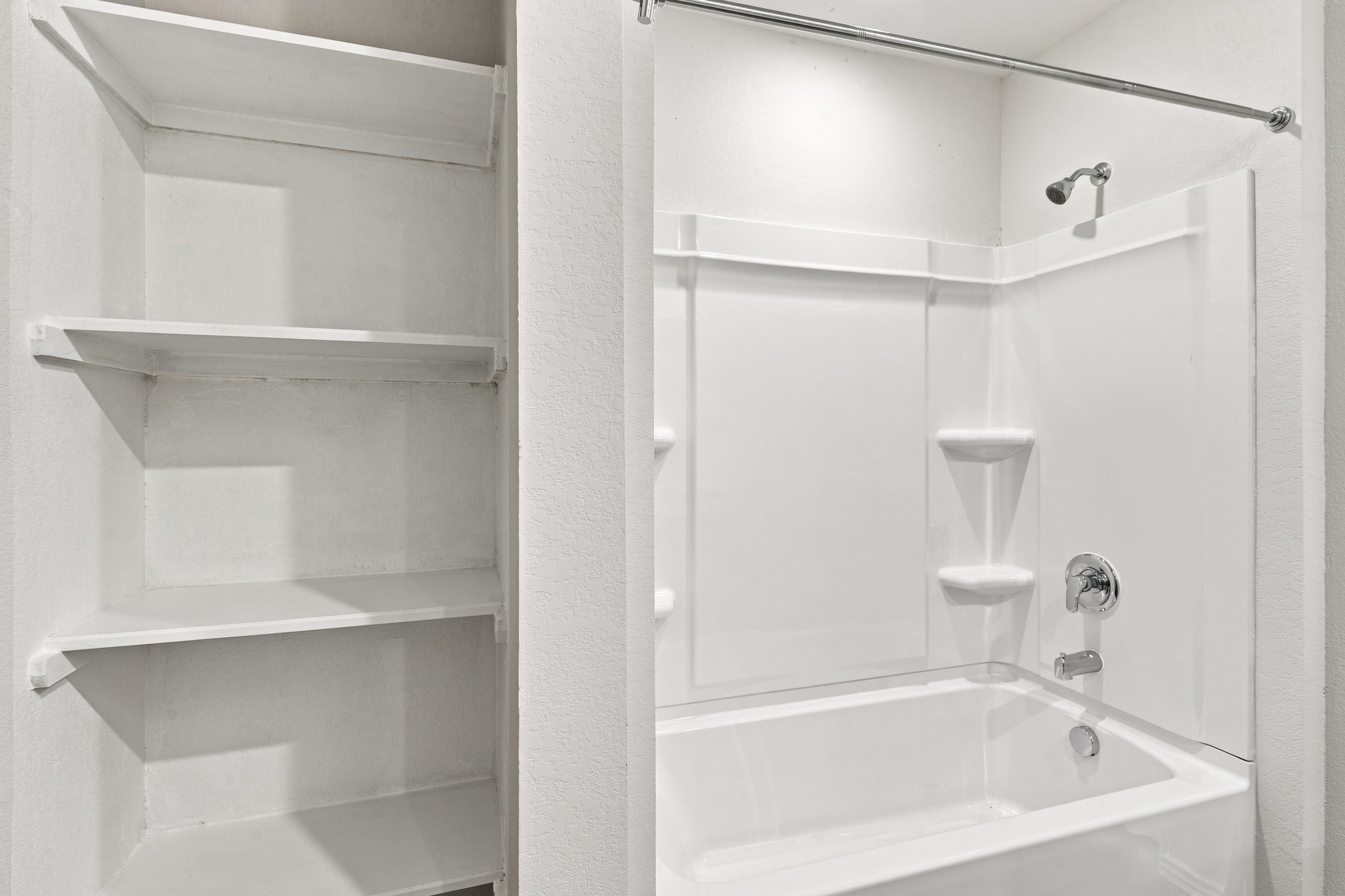 3362 Northwestern Dr – photo 5