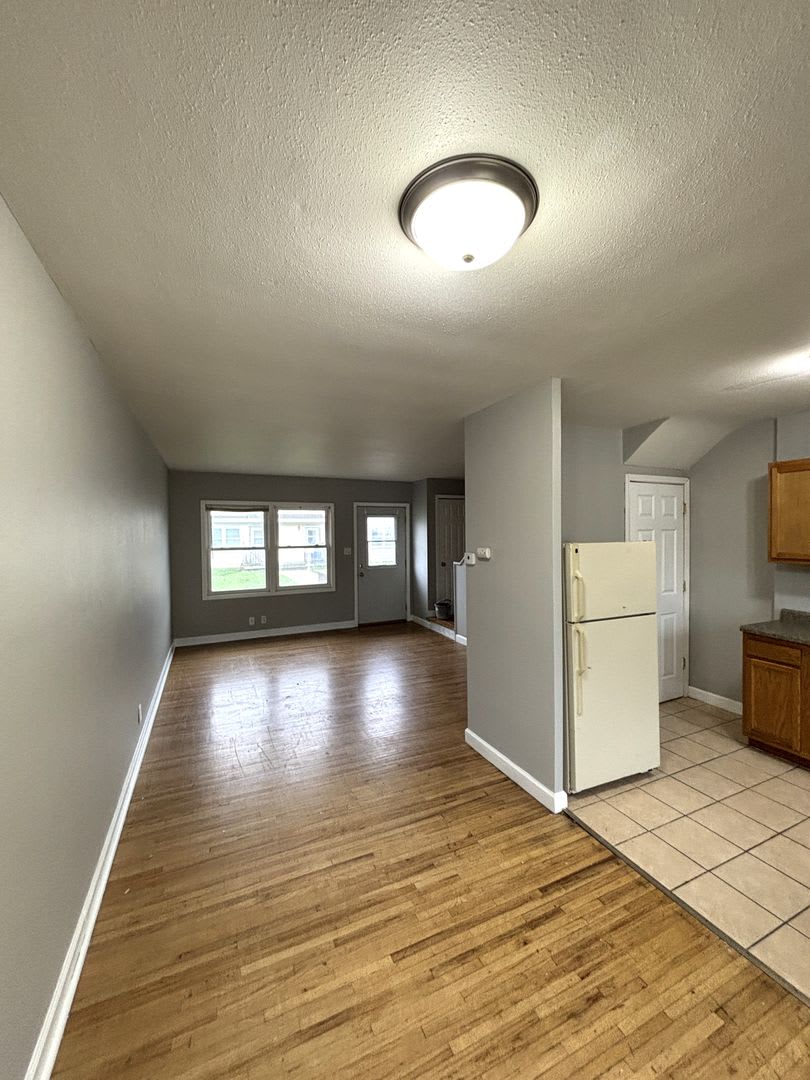 Rent Recently Reduced 2 Bedroom Townhome With Walk Out Basement For Rent In Waterloo – photo 1