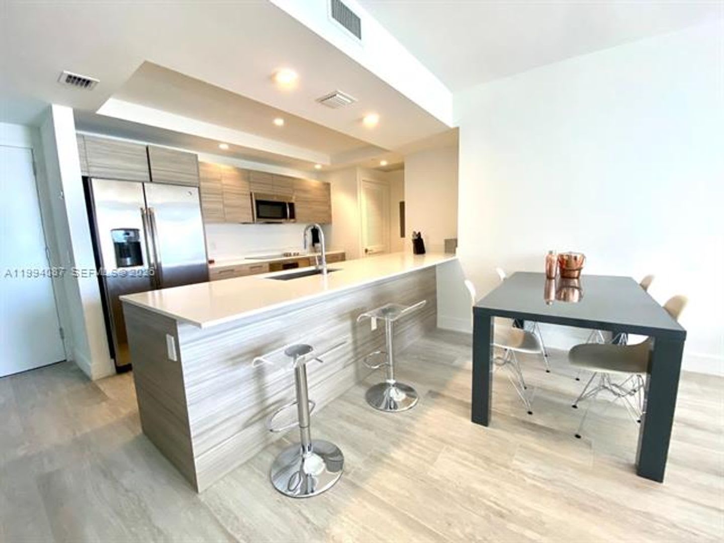 121 NE 34th St cu-807, Miami, FL 33137 – photo 2