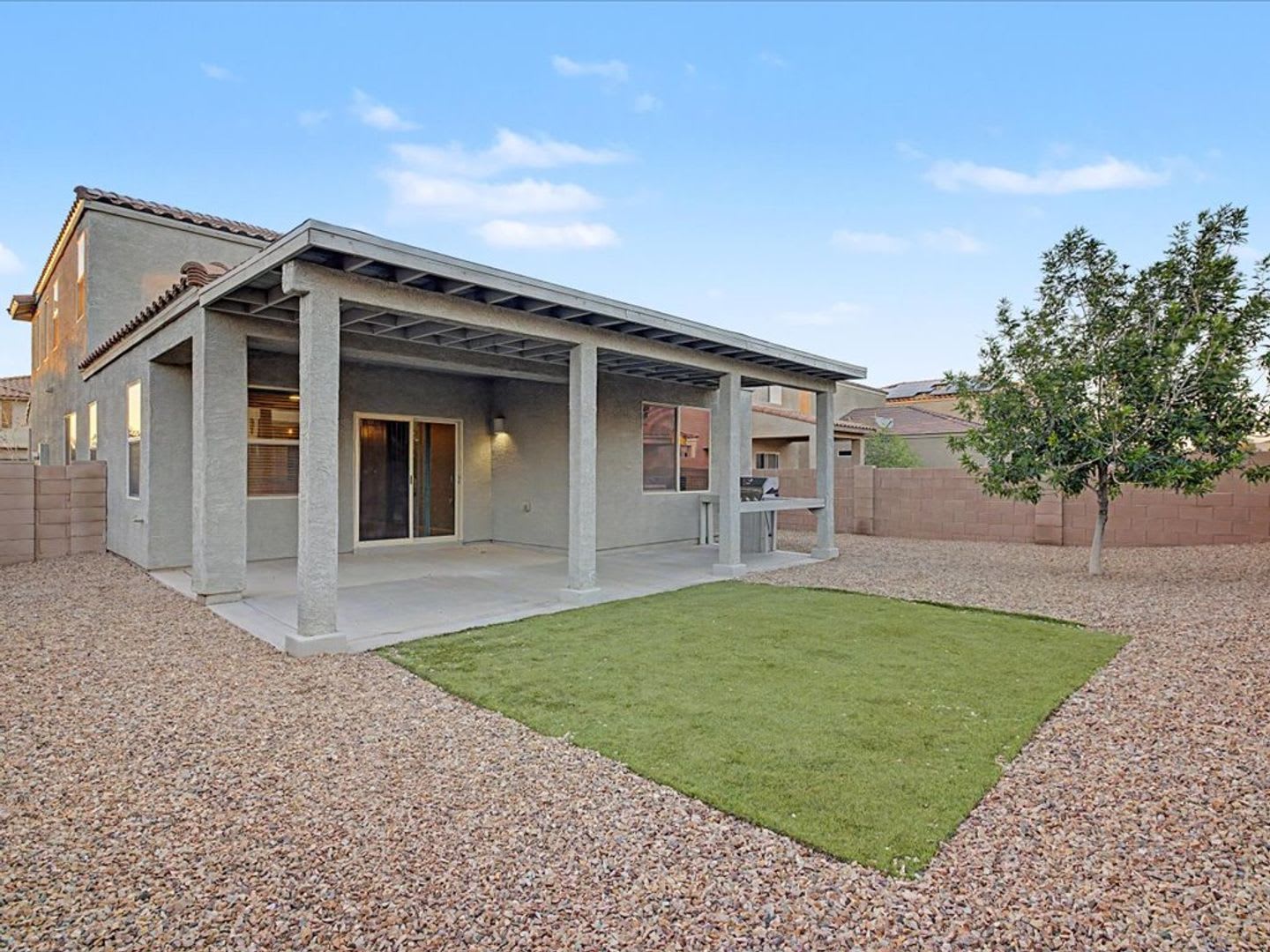 NOW ACCEPTING PETS! 4 Bedroom 2.5 Bathroom – photo 1
