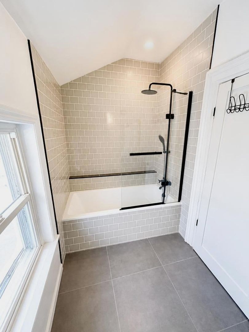 725 Warren Street – photo 5