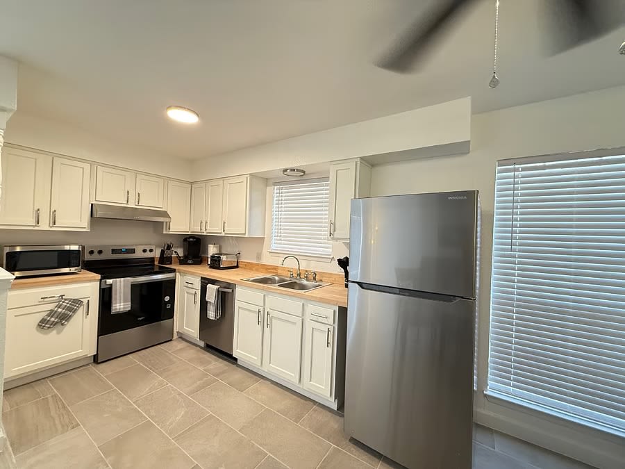 405 West Spruce Avenue A – photo 3