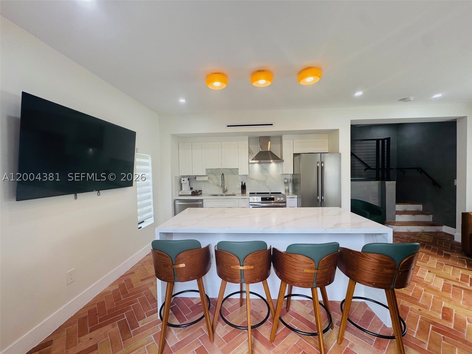 905 SW 13th Ct – photo 2