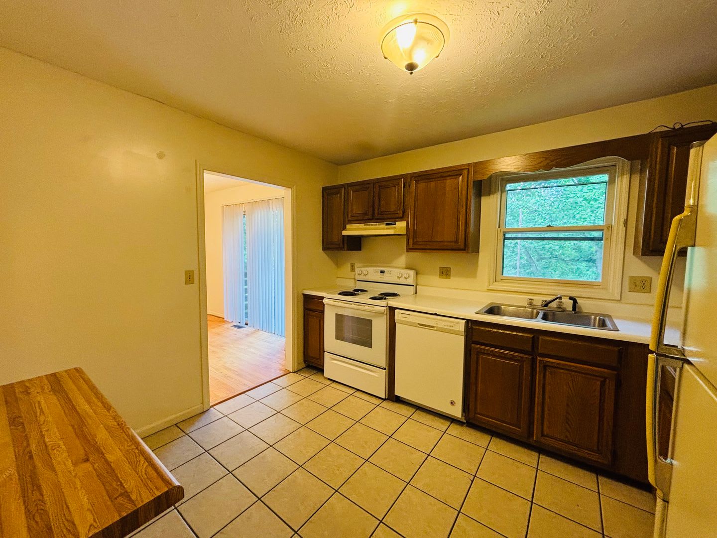 3 Bedroom 3 Bath House – photo 4