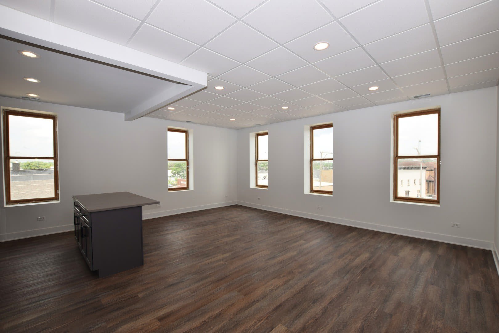 100 S State Street – photo 5